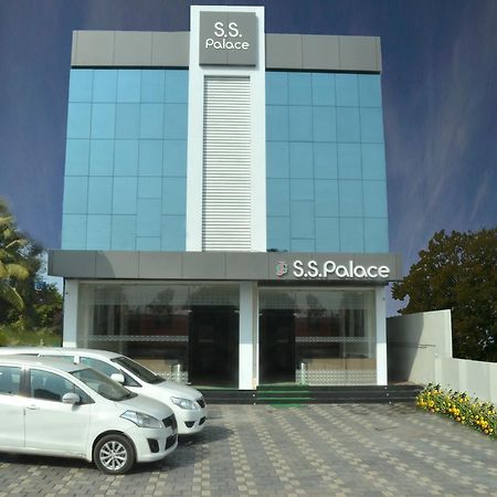 Hotel S S Palace Shirdi Eksteriør billede