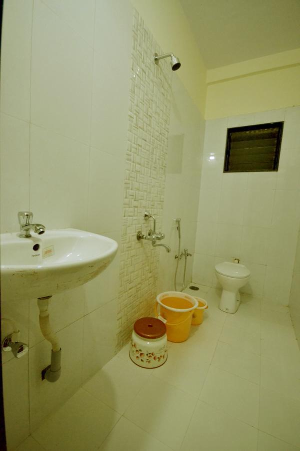 Hotel S S Palace Shirdi Eksteriør billede